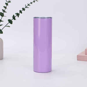 Elegante Termo Minimalista de Acero Inoxidable de Doble Pared y Aislamiento al Vacío de 20 oz, con Características Antiderrames y Herméticas para Viajes - Product Image 4