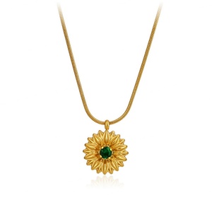 Collares de Moda 2026, Joyería Hipoalergénica, Acero Inoxidable 316L, Chapado en Oro PVD de 18k, Collar con Flores y Circonitas para Mujer - Product Image 5
