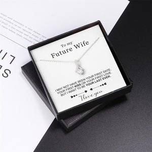 Pendentif en cuivre en forme de cœur ajouré pour femme - Cadeau classique personnalisé pour la Saint-Valentin, collier clavicule, coffret cadeau UIONEN - Product Image 1