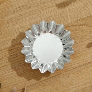 Commercio all'ingrosso della fabbrica Set di 6 pezzi Mini <span class=keywords><strong>stampi</strong></span> per pasticceria in metallo stampo per tortine rotonde con diametro 7cm Mini Bakeware - Product Image 4
