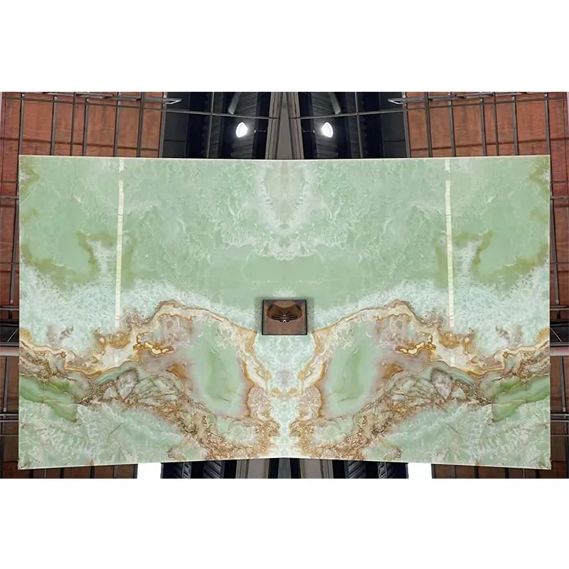 Belles dalles de pierre de marbre d'onyx de jade vert poli pour des carreaux d'onyx de mur de salle de bains de table