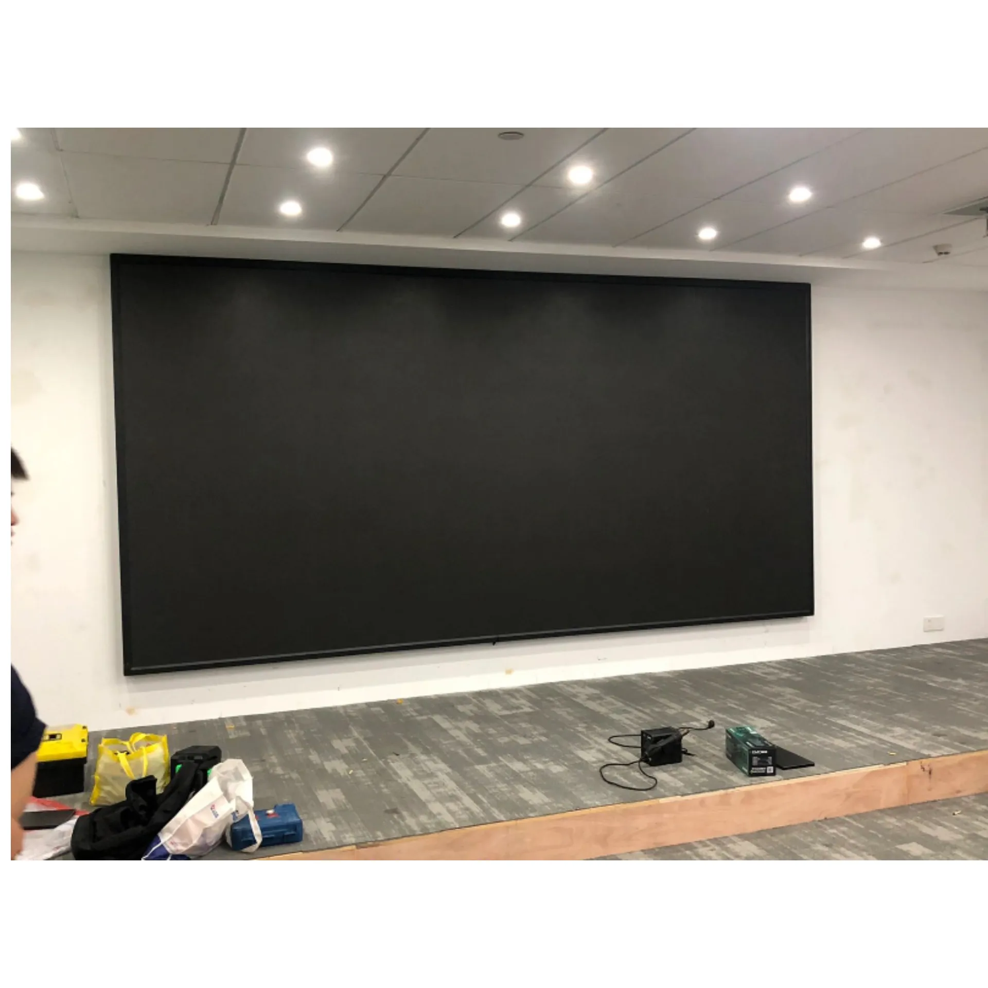 Direct Mounted video wall 576*576mm Front Maintenance led panel Fixed Installation Indoor Full color LED Display large Screen