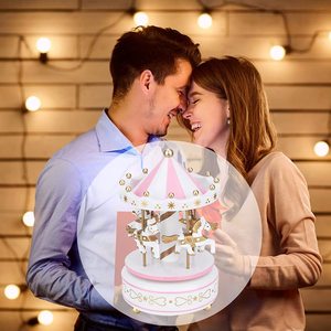 Natale Carrossel Decorativo Eco di Plastica di Natale Caja De <span class=keywords><strong>Meccanismo</strong></span> Musicale Merry Go Round Rotante Carousel Horse Music Box per La Vendita - Product Image 5