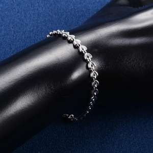 Pulsera de Acero Inoxidable con Corazón de 4mm, Cadena de Mano para Mujer, Color Dorado, Joyería Metálica, Regalo - Product Image 5