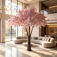 Grand arbre artificiel de cerisier rose, faux arbre de sakura pour la décoration intérieure de hall d'hôtel et de grands espaces.