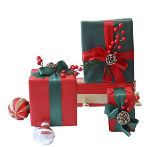 Décoration de Noël Créative et Festive en Matériaux Recyclés avec Paillettes, Idéale pour les Cadeaux et le Shopping, Portable et Réutilisable, Finition Mate - Product Image 5