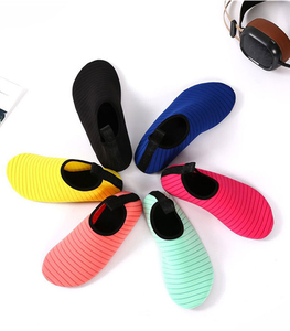 Moda primavera autunno Outdoor Walking a piedi nudi acqua <span class=keywords><strong>scarpe</strong></span> da acqua bianca verde Sport acqua che cammina Sneakers per il nuoto in spiaggia - Product Image 5