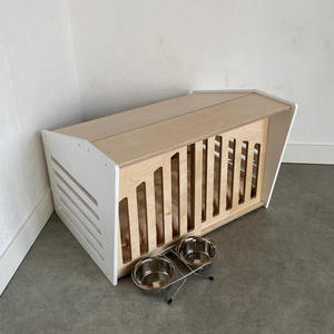 Casa de Lujo para Mascotas de Madera Estilo Cabaña con Puerta y Ventanas, Caseta Interior para <span class=keywords><strong>Perros</strong></span>, Sala de Estar con Diseño Floral, Cierre de Botones a Presión, OEM - Product Image 2