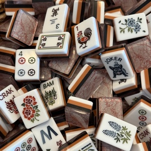Venta al por Mayor de Fichas de Mahjong con Diseño de Mármol Rojo, Ilustraciones de Flores y Aves, Entretenimiento Familiar, Fichas de Mahjong de Alta Calidad - Product Image 3