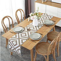 Nappe Géométrique Rayée 32x160 32x180CM en Polyester/Coton Écologique Réutilisable Durable Personnalisable pour la Maison et les Fêtes