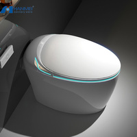 WC intelligent électrique de forme moderne avec siège chauffant, cuvette automatique, siphon en S, à poser au sol, télécommande