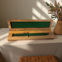 Présentoir de couteau/épée militaire en bois massif avec gravure personnalisée | Vente en gros directe d'usine