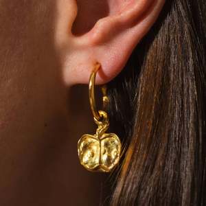 Collar con Colgante de Corazón y Trébol de la Suerte, Resistente al Agua, Chapado en Oro de 18K, para Niños - Product Image 4