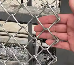 Clôture en treillis métallique galvanisé pour usage extérieur - Product Image 3