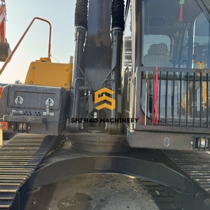 Excavatrice sur chenilles hydraulique d'occasion Volvo EC140 de 14 tonnes, moteur puissant d'origine japonaise, pour projets municipaux - Product Image 2
