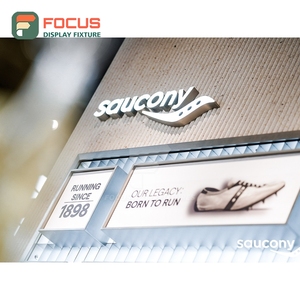 Solution Intégrée pour Magasin : Éclairage LED et Affichage pour Îlot de Présentation – Solution Complète pour Magasin de Vêtements - Product Image 2