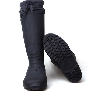 heated rubber boots