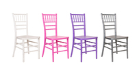 Chaise de banquet empilable en résine Chiavari blanche, rose et jaune pour mariage et salle à manger – Vente en gros