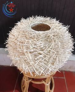 Lámpara colgante de hierba marina con pantalla de techo de bambú tejida de estilo moderno de fábrica vietnamita con precio competitivo - Product Image 4