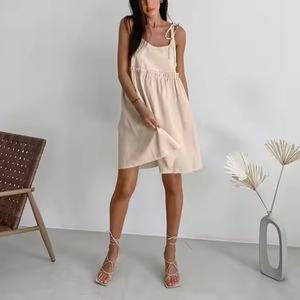 Vestido de Playa de Verano de Diseño Nuevo a Precio Bajo, Vestido Mini de Lino Sexy con Tirantes Finos y Cintura Ajustada para Mujer - Product Image 4