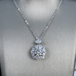 Collier ras du cou en argent sterling 925 avec pendentif étoile en moissanite ronde de 7 mm (1,2 carats) pour femme – Bijoux raffinés, idéal pour un <span class=keywords><strong>cadeau</strong></span> - Product Image 3