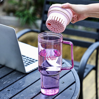 Tasse de paille en plastique écologique de grande capacité de style coréen avec pailles à boire directes pour les filles de sports de plein air allant au lave-vaisselle