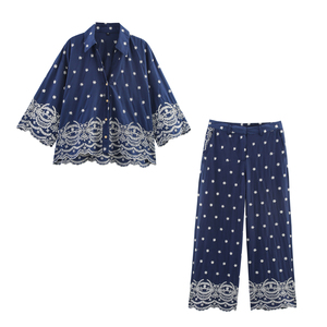 <span class=keywords><strong>Pantaloni</strong></span> Casual alla Moda per <span class=keywords><strong>Donna</strong></span>, <span class=keywords><strong>Blu</strong></span> <span class=keywords><strong>Scuro</strong></span> con Ricamo a Occhielli, Chiusura con Cerniera, Gamba Larga, Lunghezza alla Caviglia - Product Image 6