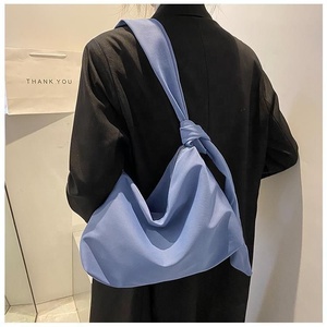 Paresseux étudiant vent sac fourre-tout <span class=keywords><strong>2022</strong></span> nouvelle <span class=keywords><strong>marée</strong></span> femme toile unique sac à bandoulière <span class=keywords><strong>grande</strong></span> capacité sac à bandoulière incliné - Product Image 5