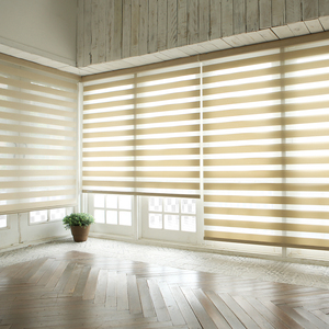 Stores zébrés coréens Jenny sur mesure, stores jour-nuit motorisés automatiques, rideaux enrouleurs modernes pour un contrôle optimal de la lumière à la maison - Product Image 1