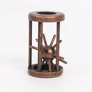 <span class=keywords><strong>Kong</strong></span> <span class=keywords><strong>Ming</strong></span> déverrouille et déverrouille l'anneau à neuf anneaux Zhuge Liang a verrouillé la maison de jouets familiale de la cage à oiseaux - Product Image 4