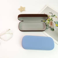 Étui à lunettes en fer PU de haute qualité Étui à lunettes de soleil rigide avec logo personnalisé de luxe Accessoire à bas prix