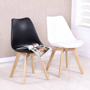 Chaises de salle à manger modernes de luxe avec coussin en plastique, mobilier de café très demandé pour la maison, la cuisine, l'hôtel ou l'appartement - Product Image 6