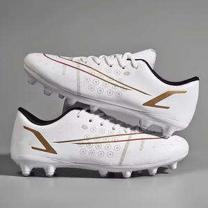 Nuove Scarpe da Calcio Unisex con Tacchetti Lunghi e Corti per Adulti, Bambini e Ragazzi, per Competizione e Allenamento - Product Image 1