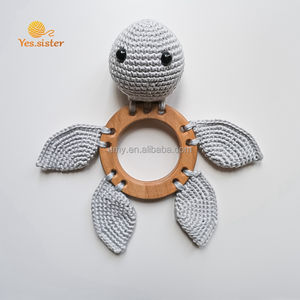 Vente en gros d'<span class=keywords><strong>anneau</strong></span> en bois <span class=keywords><strong>de</strong></span> hêtre pour nouveau-né jouet à mâcher pour bébé animal en bois crochet <span class=keywords><strong>tortue</strong></span> <span class=keywords><strong>anneau</strong></span> <span class=keywords><strong>de</strong></span> <span class=keywords><strong>dentition</strong></span> - Product Image 6