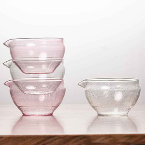 Logo de marque privée <span class=keywords><strong>Matcha</strong></span> Ceremoniol bol à <span class=keywords><strong>Matcha</strong></span> à bec verseur en <span class=keywords><strong>verre</strong></span> rose clair mignon avec support de fouet - Product Image 3
