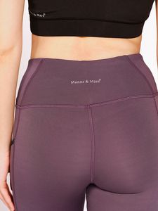 Leggings mi-mollet en Lycra extensible rose oignon pour femme avec deux poches latérales et une poche arrière discrète, taille mi-haute, pour le sport - Product Image 6