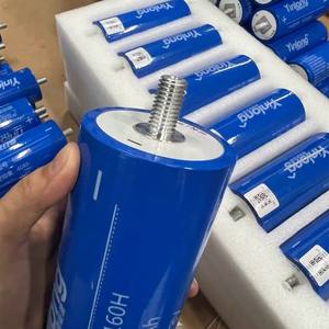 Перезаряжаемые цилиндрические литиевые батареи Lon 2,3 В 66160 35ah 40ah 45ah Yinlong Lto высокая скорость разрядки батареи - Product Image 3