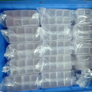 แผ่นรองกันลื่นพลาสติกแบบใช้ซ้ำได้ ขนาด 40x40 มม. และ 50x50 มม. ความหนา 3 มม. และ 5 มม. - Product Image 6