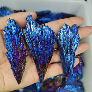 Commercio all'ingrosso placcato naturale ruvido grappoli di cristallo di piume di pavone di Aura <span class=keywords><strong>tormalina</strong></span> <span class=keywords><strong>nera</strong></span> per la vendita - Product Image 2