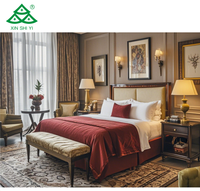 Ensembles de meubles de chambre à coucher en bois classiques de luxe pour appartement hospitalité 5 étoiles personnalisée pour les chambres de motel à chaîne
