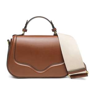 Bolso bandolera de piel sintética para mujer, moderno, informal, tipo saddle bag. - Product Image 5