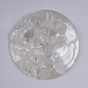 ส่วนประกอบเครื่องประดับหลากหลายชนิด ทำจากเปลือกหอยมุกขาวธรรมชาติ แกะสลักลายฉลุสีเหลือง ได้รับการรับรองโดยผู้ผลิตโดยตรง - Product Image 5