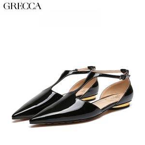 حذاء جريكا بيج من الجلد اللامع برباط وكعب منخفض، مقدمة مدببة، تصميم أنيق وجذاب، موضة عصرية للحفلات والمكتب، مناسب لجميع المواسم - Product Image 3