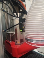 Routeur CNC EXCITECH 1530 pour bois massif avec magazine d'outils rotatif, haute productivité, déplacement 1570x3100