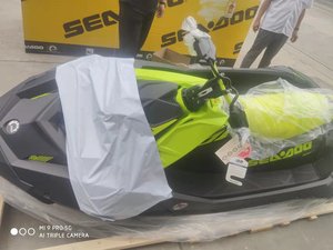 Lancha Bombardier GTX Pro con Motor Sea-Doo de 130HP - Product Image 3