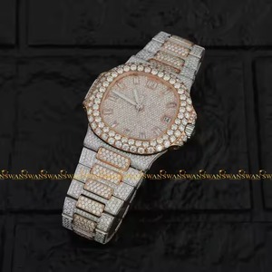 Reloj Iced Out de gama alta para hombre con piedras de claridad VVS con fecha automática clásica y características únicas Reloj en acero inoxidable - Product Image 2