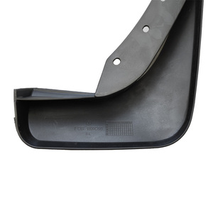 Guardabarros Volvo Xc40 37x28x13cm de Plástico Para Modelos a partir de 2018 - Product Image 3