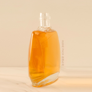 Botella de Vidrio de Alta Gama con Forma Elegante para Whisky, Brandy, Vodka y Licores, 750 ml, con Corcho y Calcomanía Serigrafiada, Promoción de Fábrica China - Product Image 1