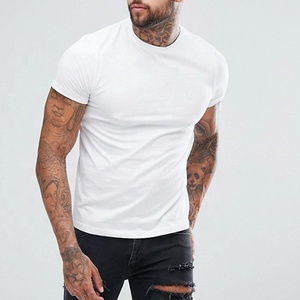 <span class=keywords><strong>T</strong></span>-<span class=keywords><strong>Shirt</strong></span> bianca a manica corta in bianco di alta qualità <span class=keywords><strong>Slim</strong></span> <span class=keywords><strong>Fit</strong></span> <span class=keywords><strong>T</strong></span>-<span class=keywords><strong>Shirt</strong></span> in cotone Pima 220g per gli uomini - Product Image 1