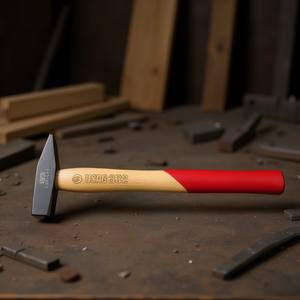 Martillo Usag332 de 382g con mango de madera y agarre rojo para carpintería y trabajos metálicos - Product Image 3